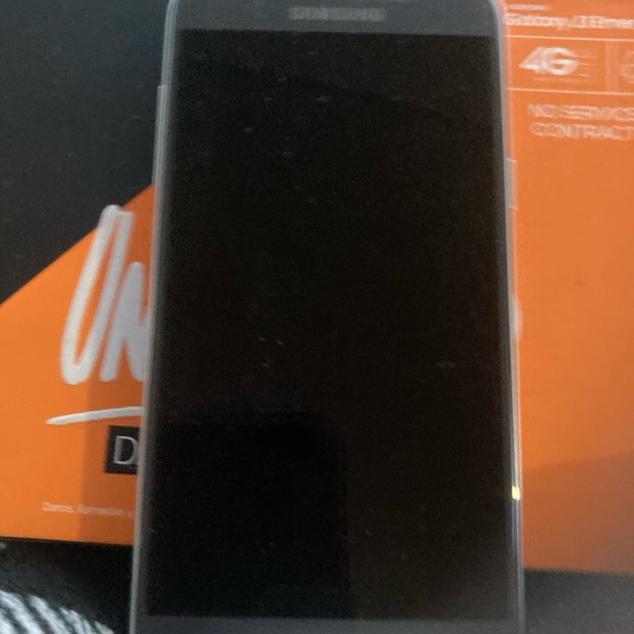 Samsung Galaxy J3 Emerge